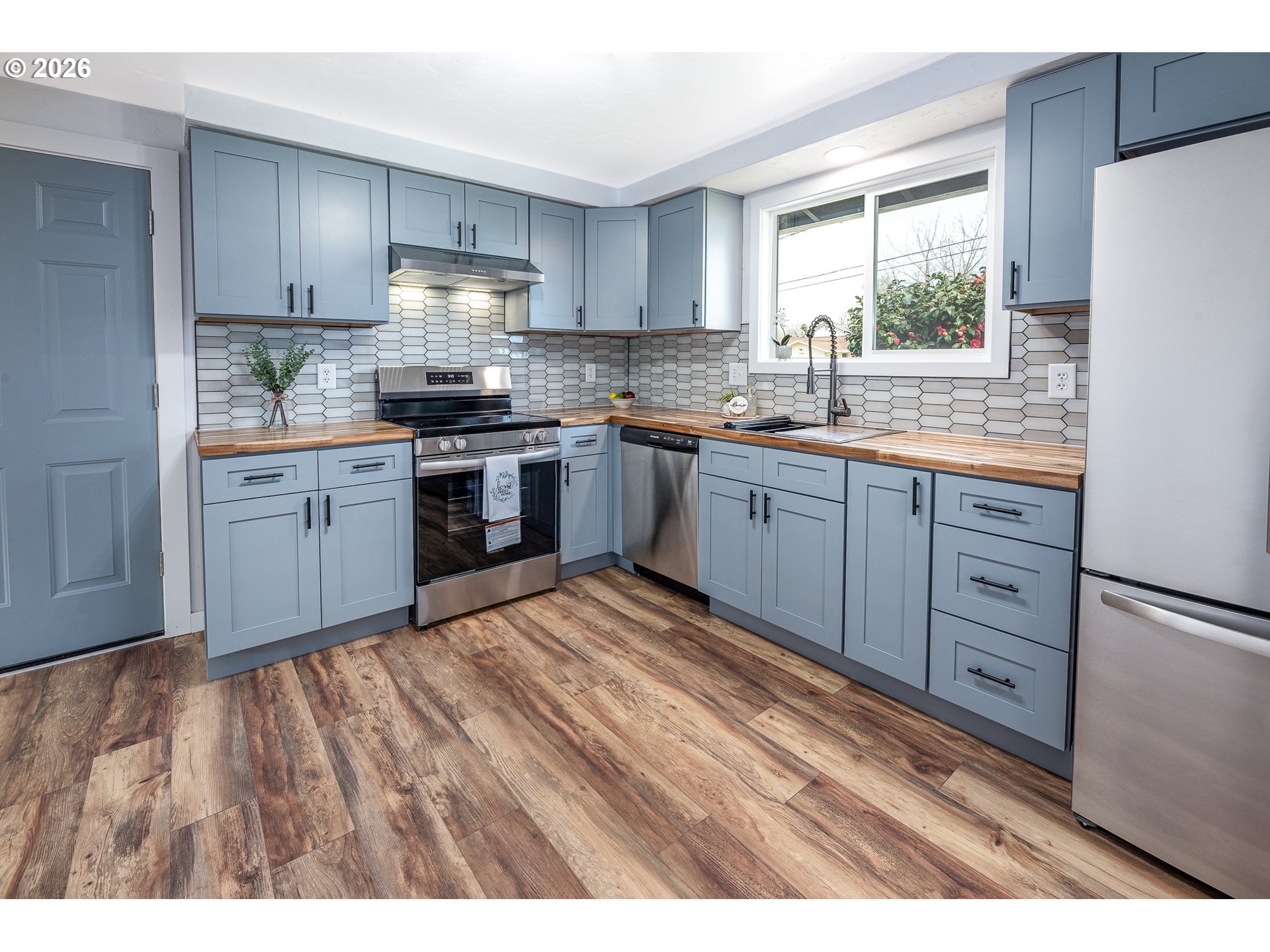 3910 Andover Street Eugene, OR 97404 - Photo 16 of 36