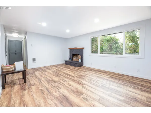$360,000 | 3910 Andover Street, Eugene, OR 97404