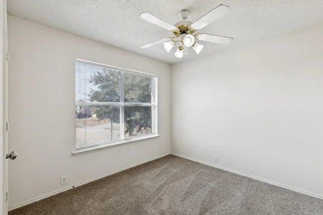 $2,150 | 1400 Caleo Drive, Glenn Heights, TX 75154