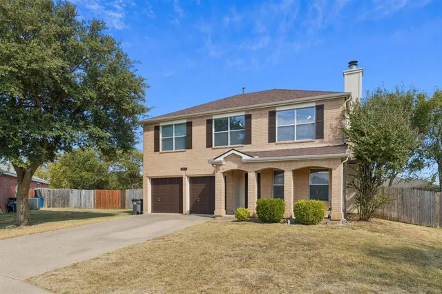 $2,150 | 1400 Caleo Drive, Glenn Heights, TX 75154