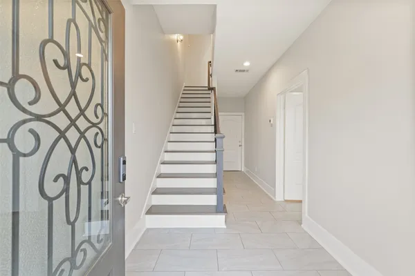 $2,900 | 2020 McGowen Street, Unit 20, Houston, TX 77004