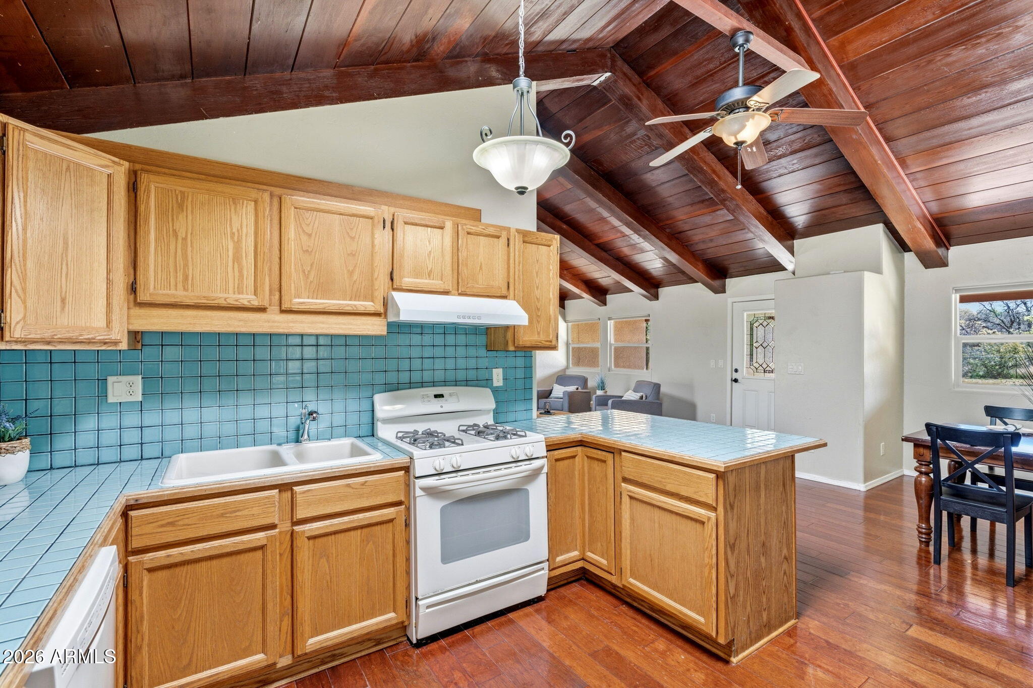 9626 South Turkey Track Road Hereford, AZ 85615 - Photo 21 of 54 Kitchen
