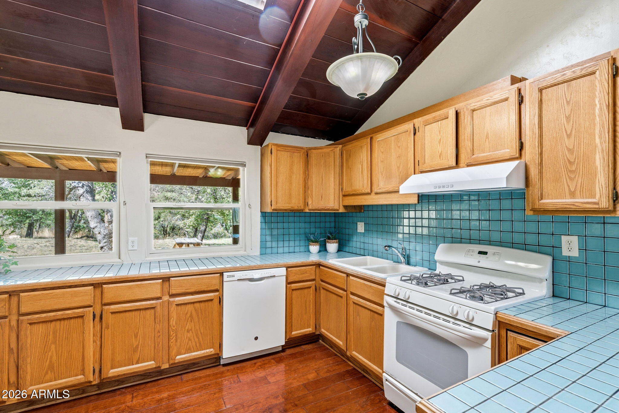 9626 South Turkey Track Road Hereford, AZ 85615 - Photo 4 of 54 Kitchen