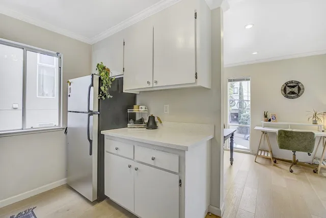 $210,000 | 407 Orange Street, Unit 410, Oakland, CA 94610