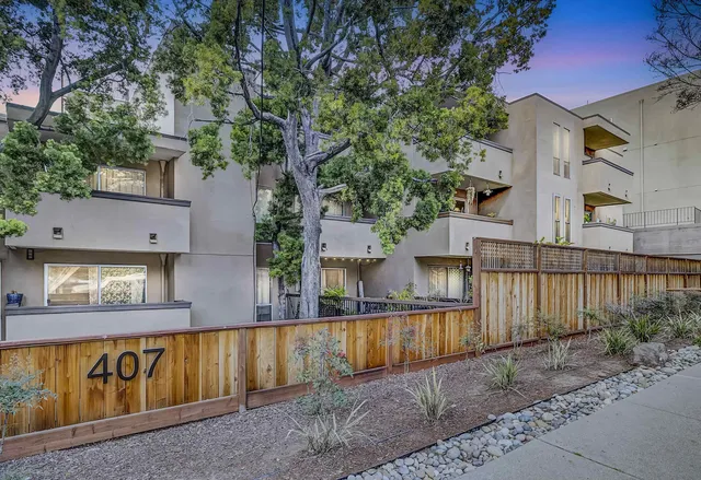 $210,000 | 407 Orange Street, Unit 410, Oakland, CA 94610