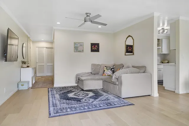 $210,000 | 407 Orange Street, Unit 410, Oakland, CA 94610