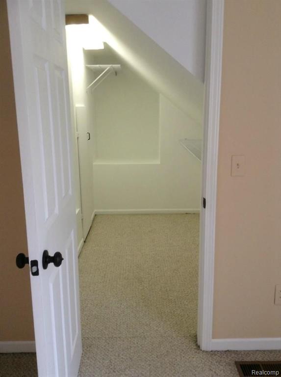 3360 Primrose Drive Rochester Hills, MI 48307 - Photo 23 of 43