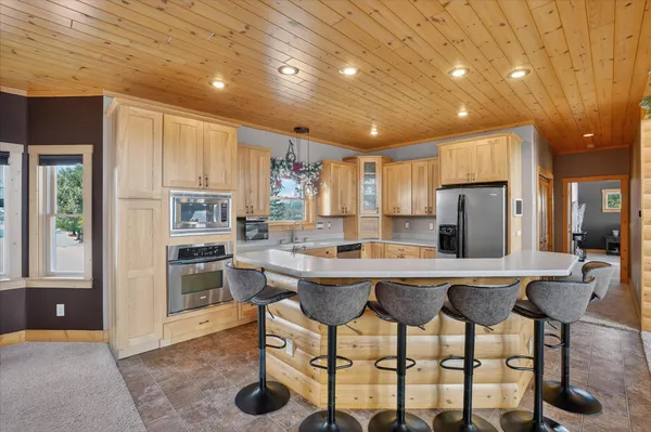 $1,275,000 | 7222 Beahan Road, Hubbardston, MI 48845