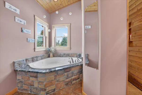$1,275,000 | 7222 Beahan Road, Hubbardston, MI 48845