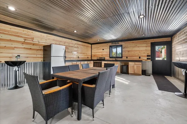 $1,275,000 | 7222 Beahan Road, Hubbardston, MI 48845