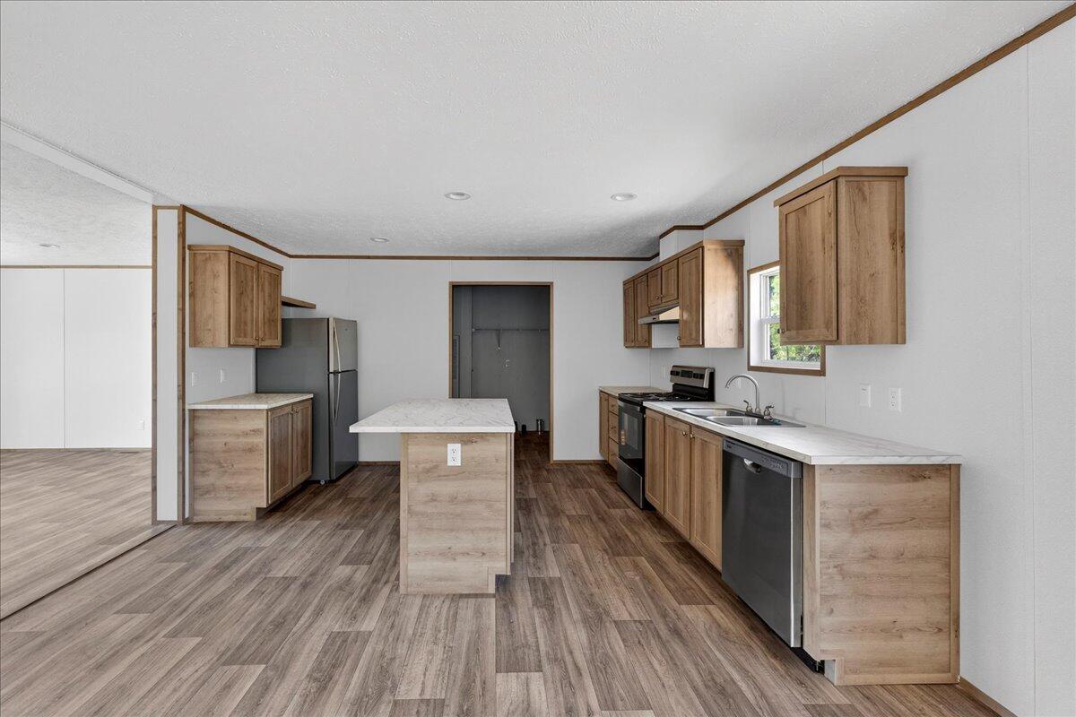 107 Kal Road Harleyville, SC 29448 - Photo 12 of 38 10-Maddie Breggia - DSC01848