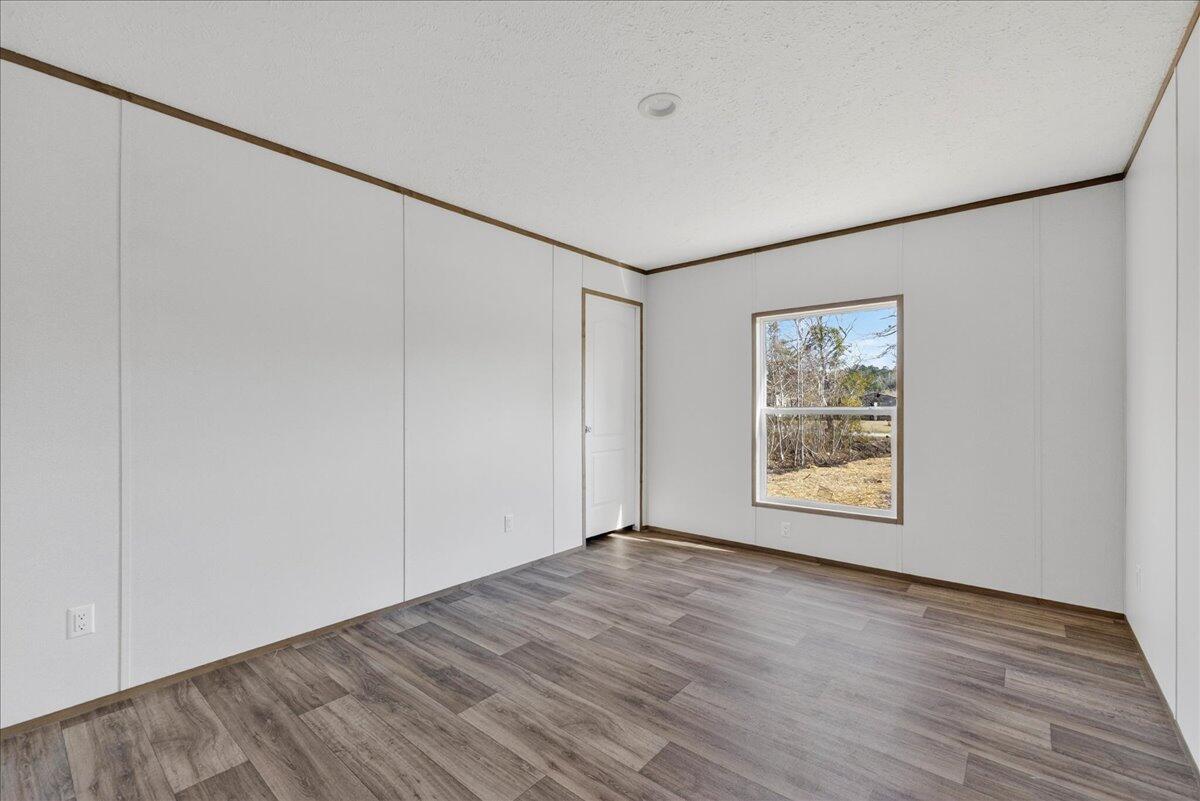 107 Kal Road Harleyville, SC 29448 - Photo 22 of 38 20-Maddie Breggia - DSC01879