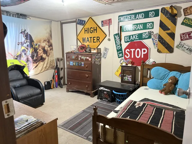 a bed room with a bed