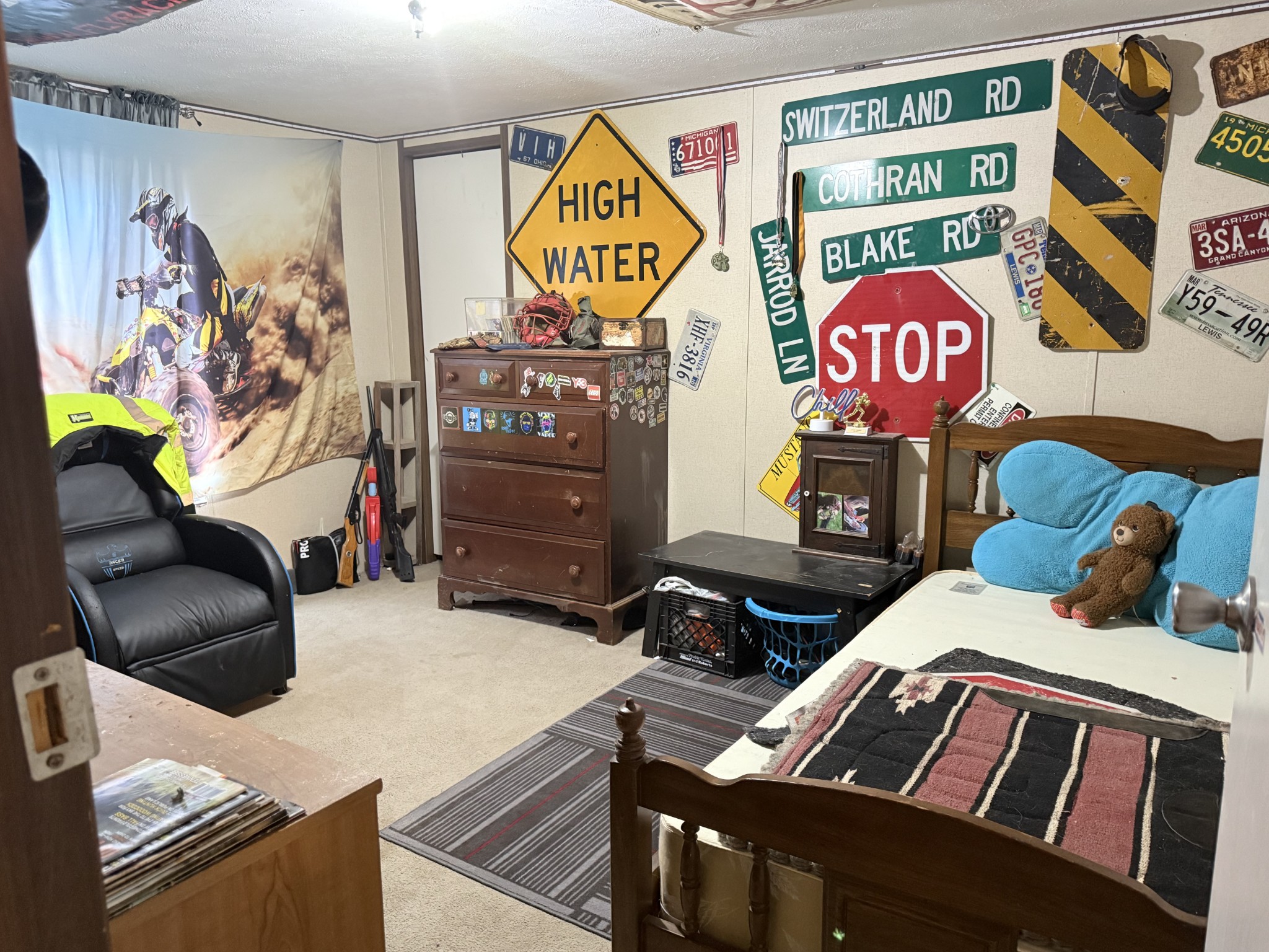 239 Henderson Road Hohenwald, TN 38462 - Photo 27 of 61 a bedroom with a bed and a window