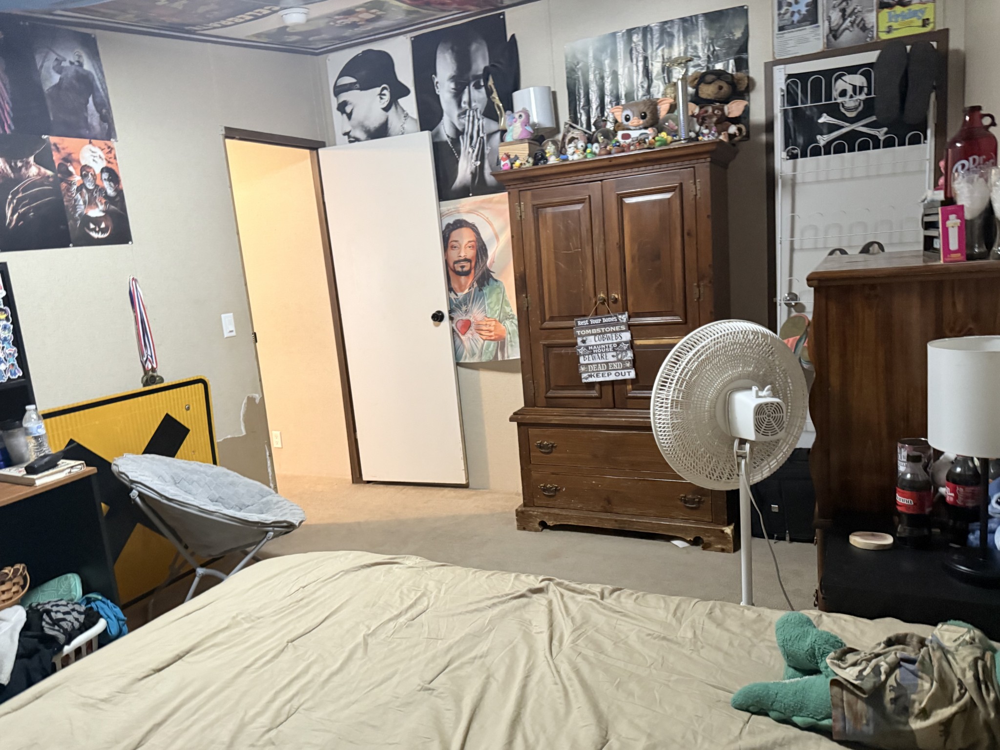 239 Henderson Road Hohenwald, TN 38462 - Photo 32 of 61 a bed room with a bed