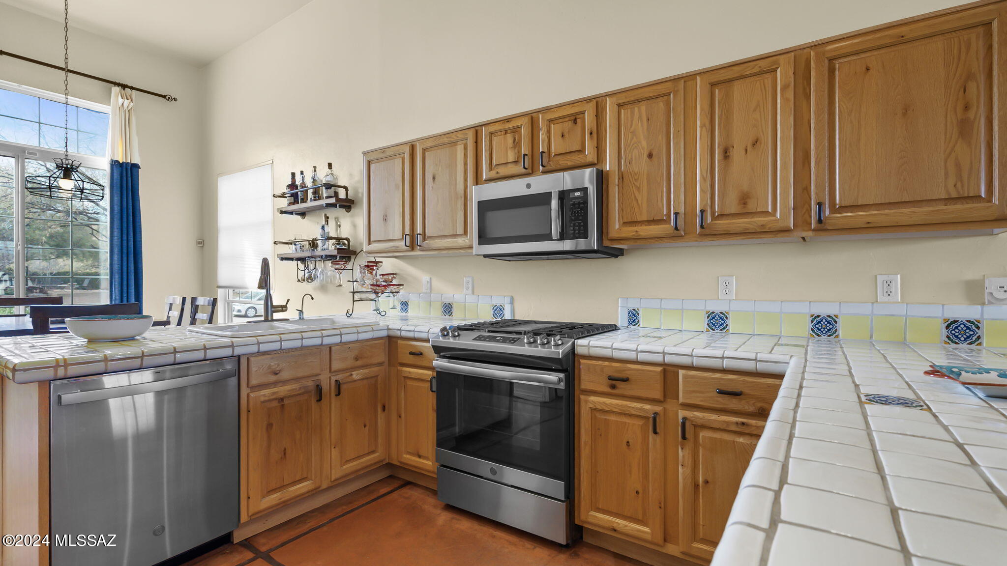 1087 Avenida Seville Rio Rico, AZ 85648 - Photo 12 of 36