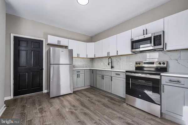 $2,000 | 1402 West 3rd Street, Wilmington, DE 19805