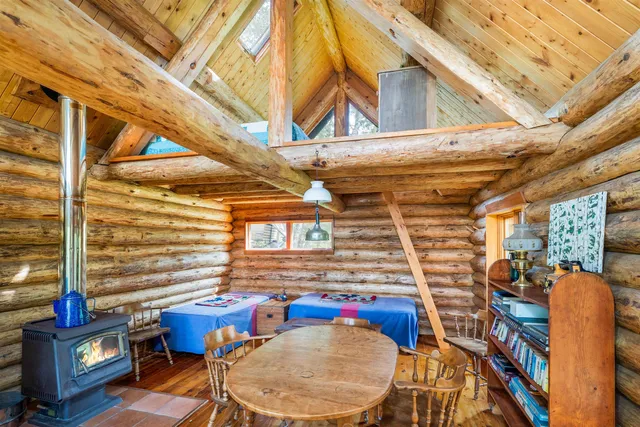 $749,900 | 92 Erickson Trail, Tofte, MN 55615