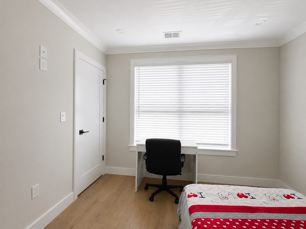 13 Greylock Road, Unit 3 Boston, MA 02134 - Photo 7 of 14