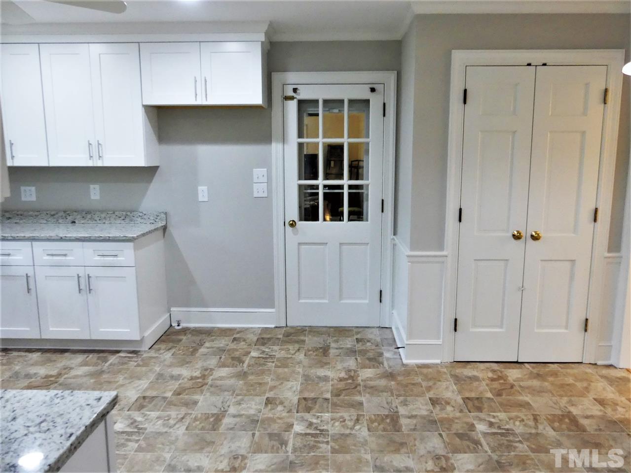 6809 Woodmere Drive Raleigh, NC 27612 - Photo 7 of 30 Gallery Image 7