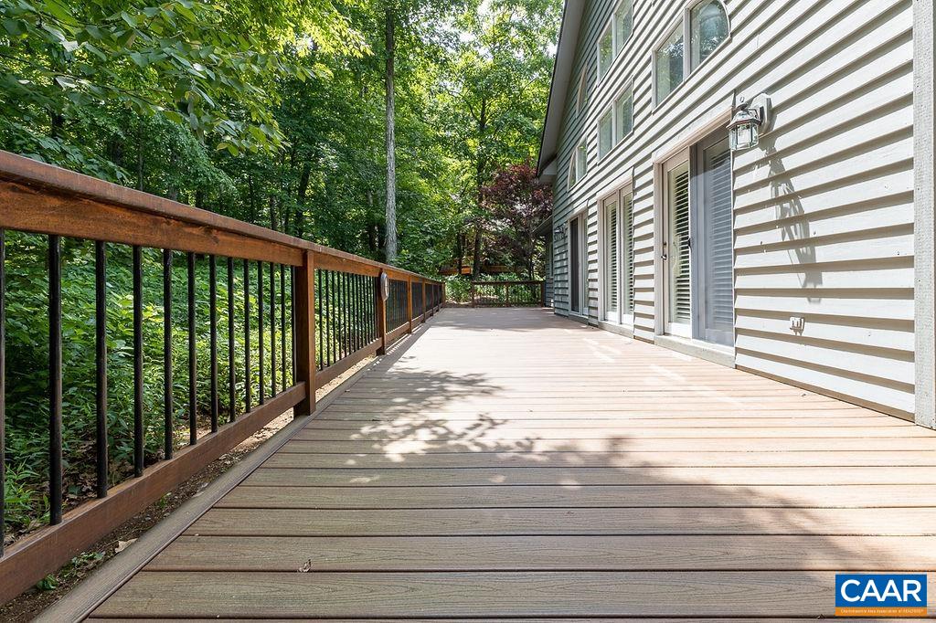91 Bear Run Wintergreen, VA 22967 - Photo 33 of 54 a view of balcony and yard