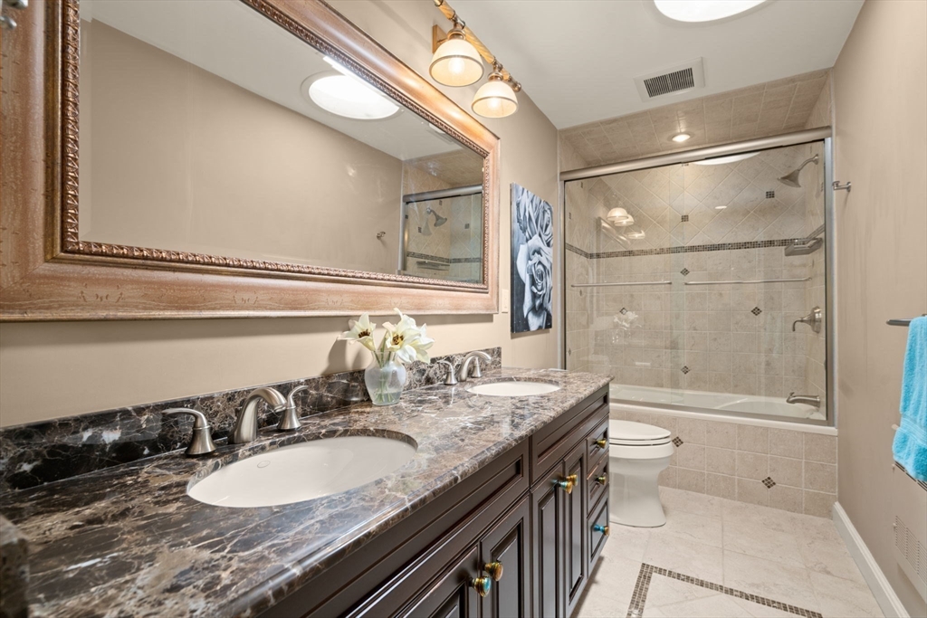 176 Paulson Road Newton, MA 02468 - Photo 9 of 23