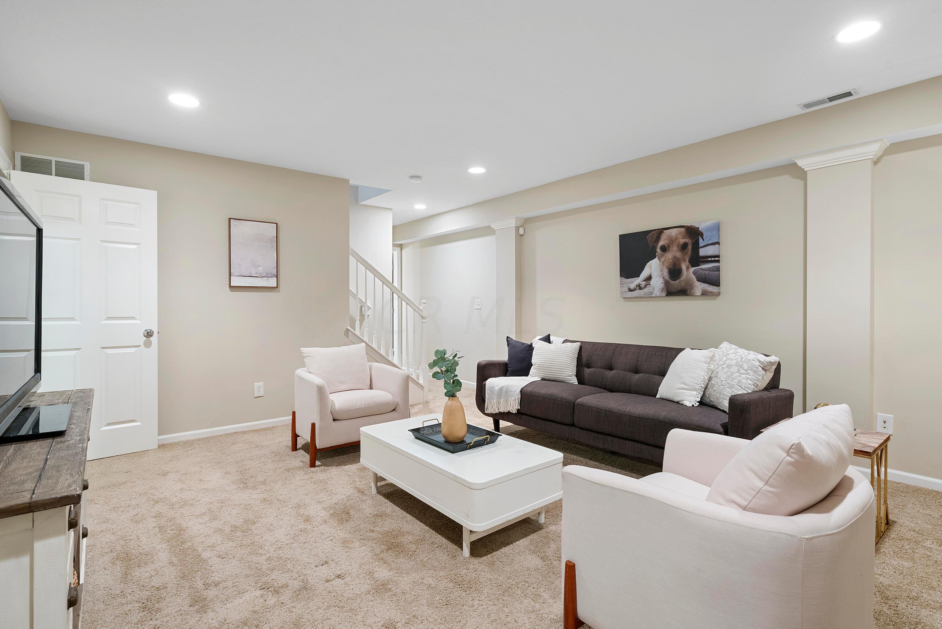 1213 Shagbark Road, Unit 21 Columbus, OH 43230 - Photo 34 of 44 DSC07771