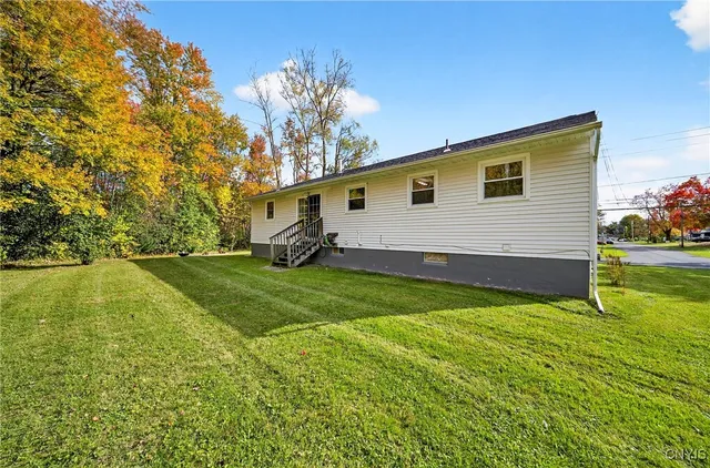 $251,000 | 5955 Smith Road, Cicero, NY 13212