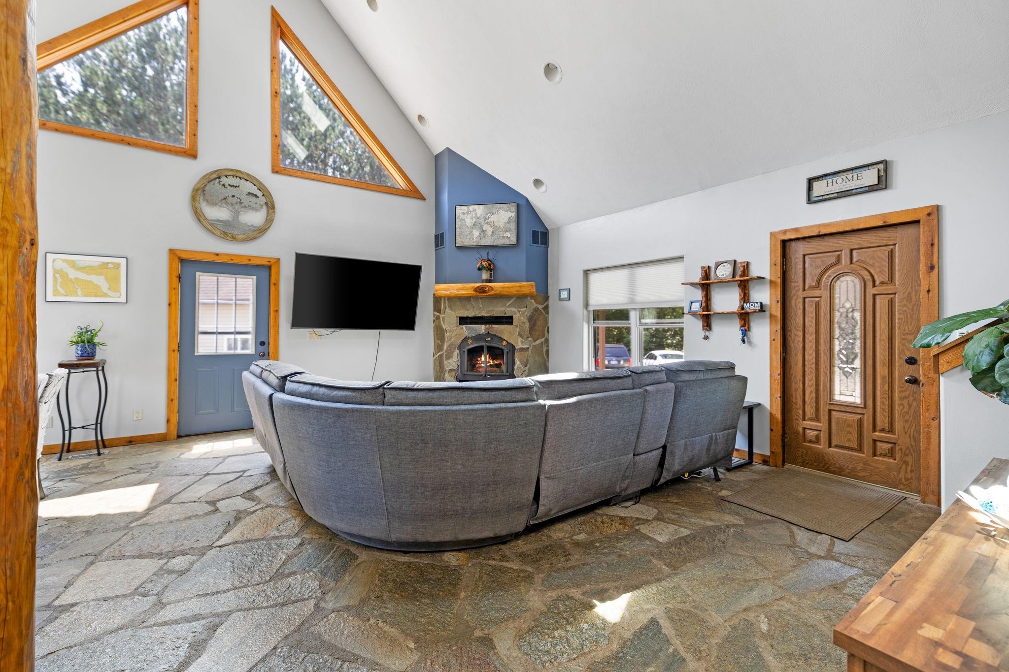 8433 Dell Road Kingsley, MI 49649 - Photo 7 of 48