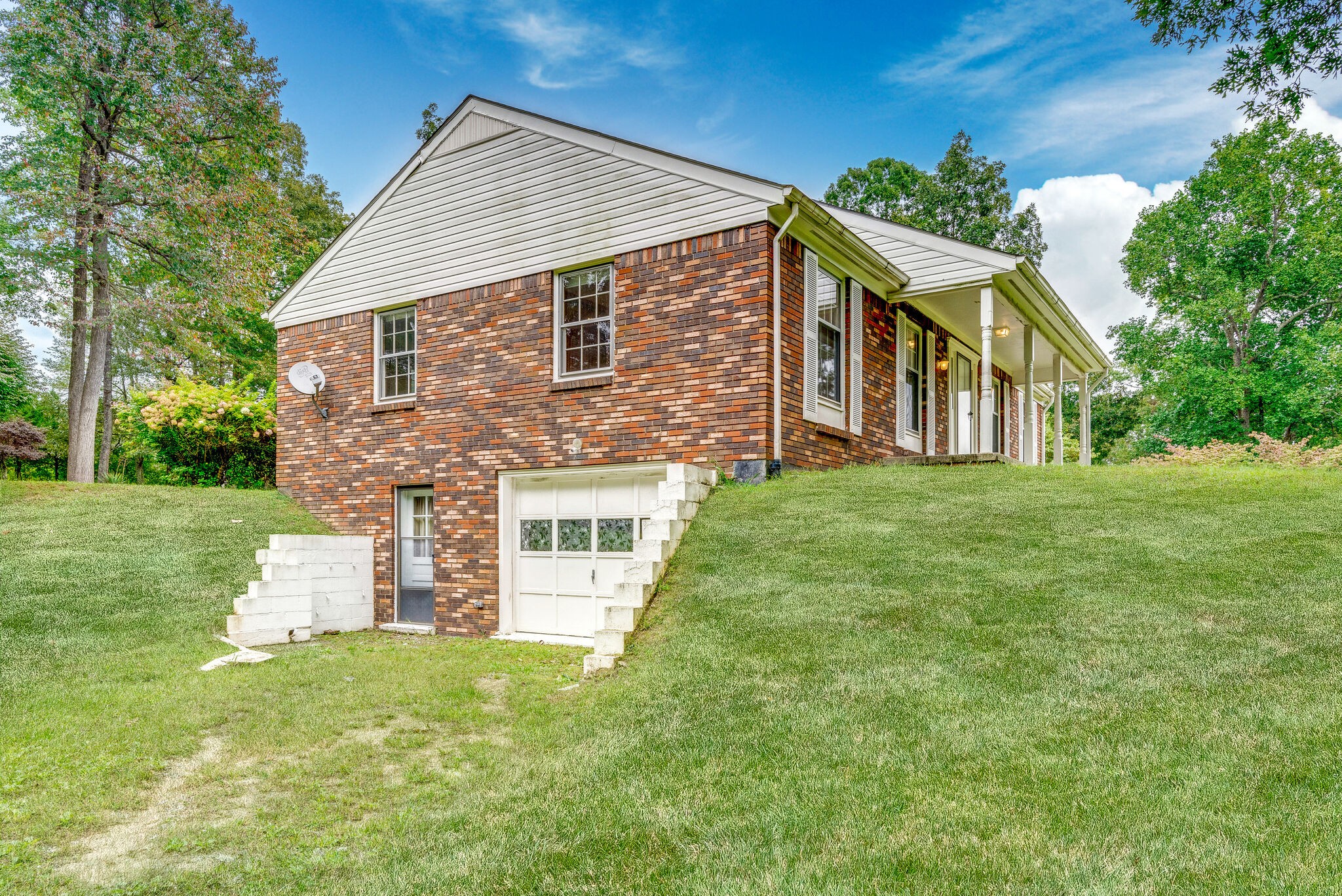 895 Hafner Road Charlotte, TN 37036 - Photo 14 of 33 Gallery Image 14