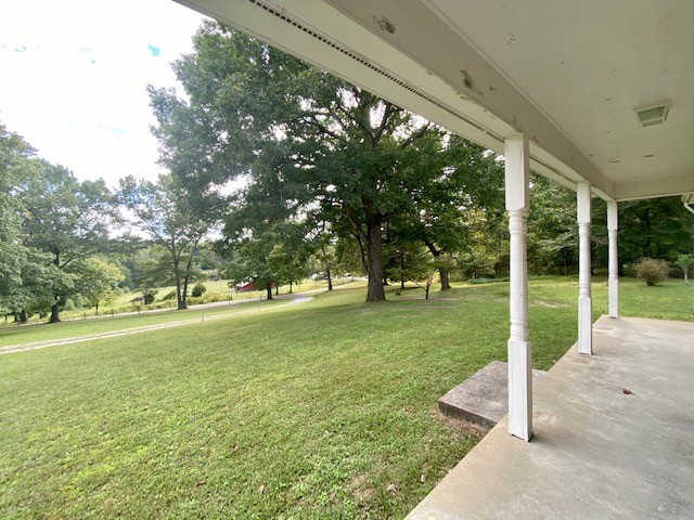 895 Hafner Road Charlotte, TN 37036 - Photo 28 of 33 Gallery Image 28