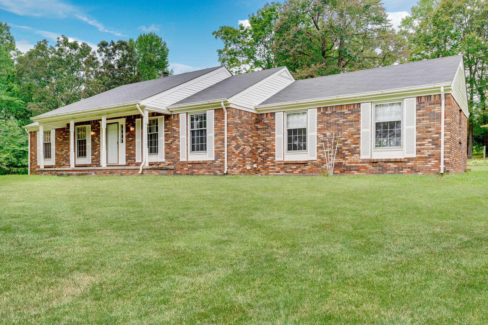 895 Hafner Road Charlotte, TN 37036 - Photo 29 of 33 Gallery Image 29