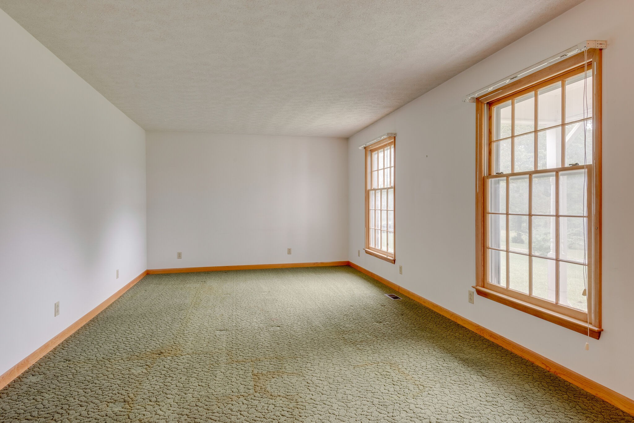 895 Hafner Road Charlotte, TN 37036 - Photo 9 of 33 Gallery Image 9
