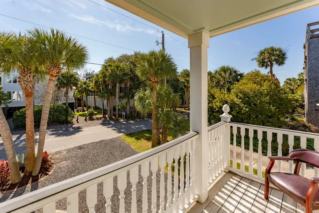 $2,399,000 | 109 Carolina Boulevard, Isle of Palms, SC 29451