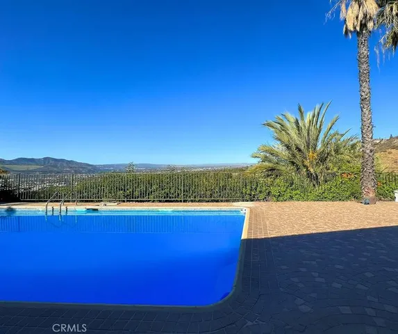 $6,000 | 1624 Glenmont Drive, Glendale, CA 91207