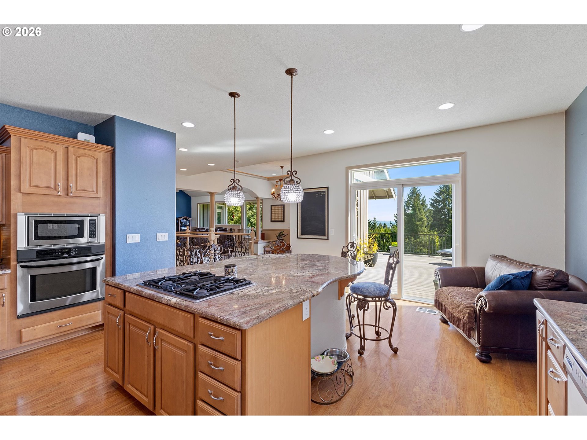 25701 Southwest Melott Road Hillsboro, OR 97123 - Photo 11 of 48 Great Room
