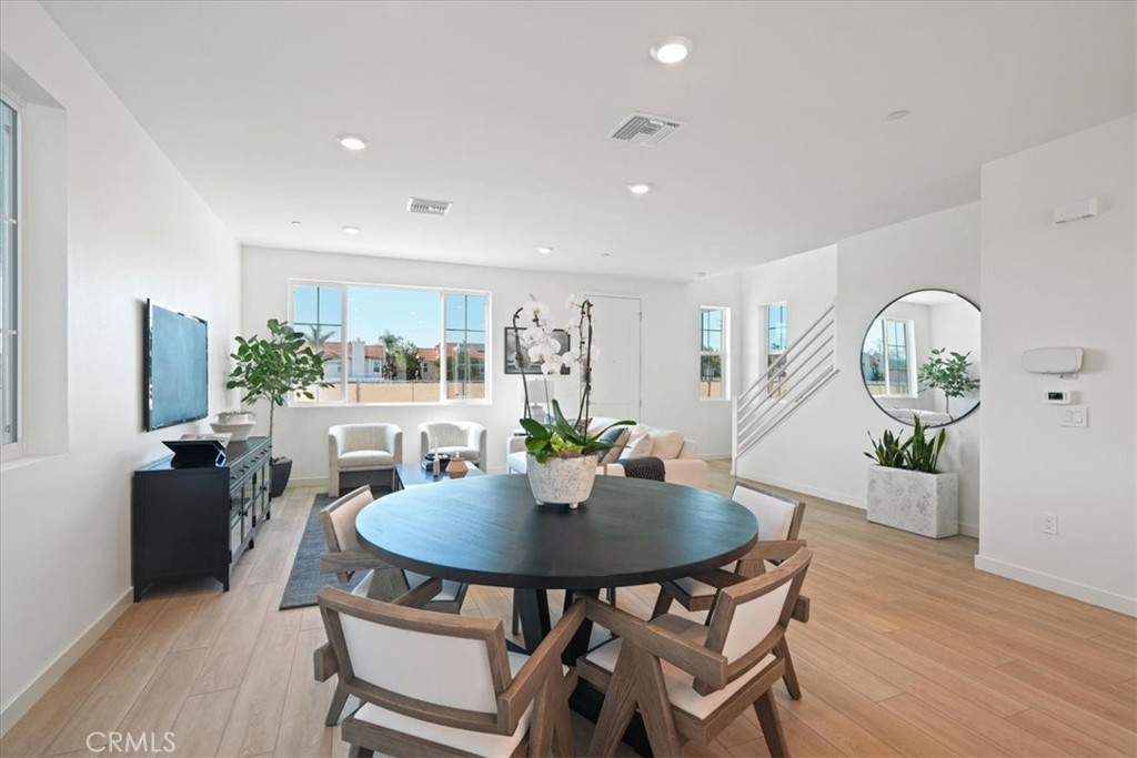 4831 Arroyo Run Moorpark, CA 93021 - Photo 7 of 33 Photos are of model match - interior and exterior finishes may vary