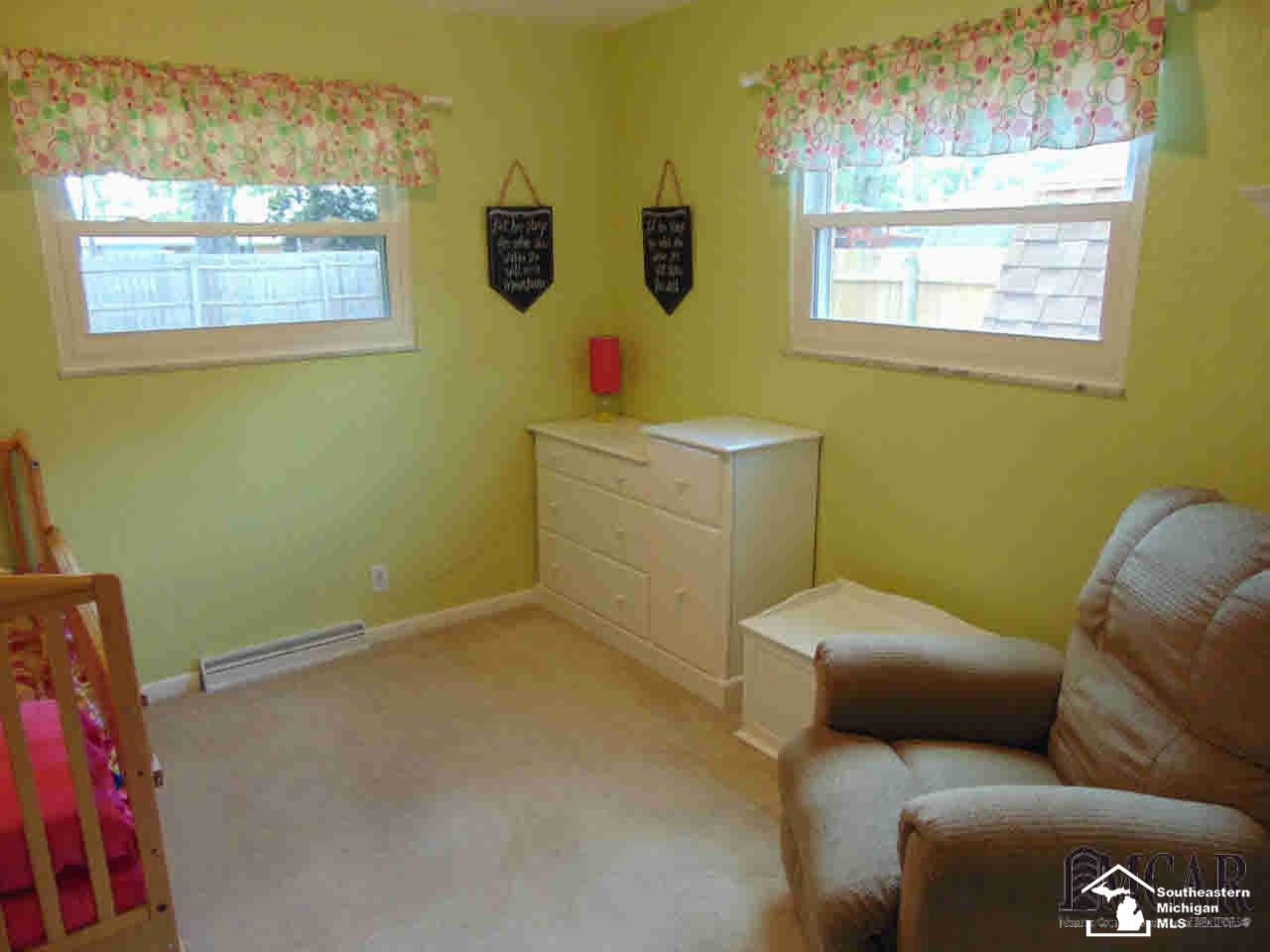 7604 Apache Trail Temperance, MI 48182 - Photo 15 of 32 Bedroom 2