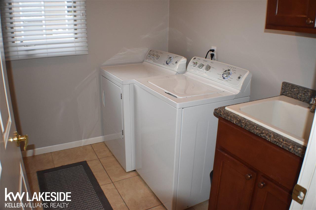47115 Gloede Road Macomb, MI 48044 - Photo 34 of 49
