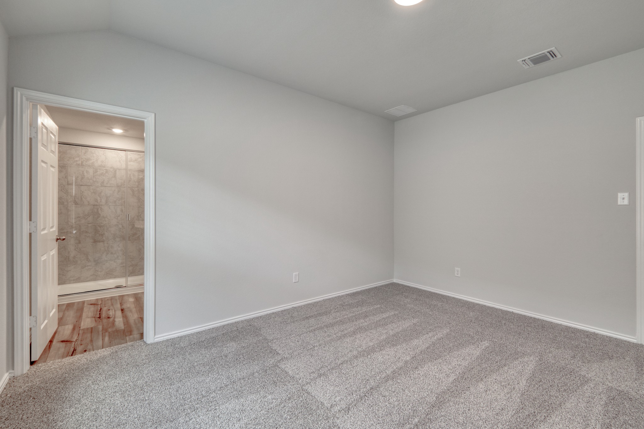 167 McNamara Court Jarrell, TX 76537 - Photo 9 of 19