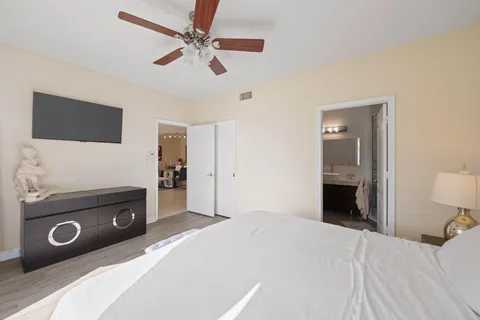 $449,900 | 8634 Vía Reale, Unit 3, Boca Raton, FL 33496