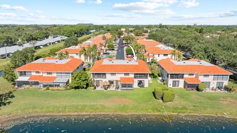 $449,900 | 8634 Vía Reale, Unit 3, Boca Raton, FL 33496