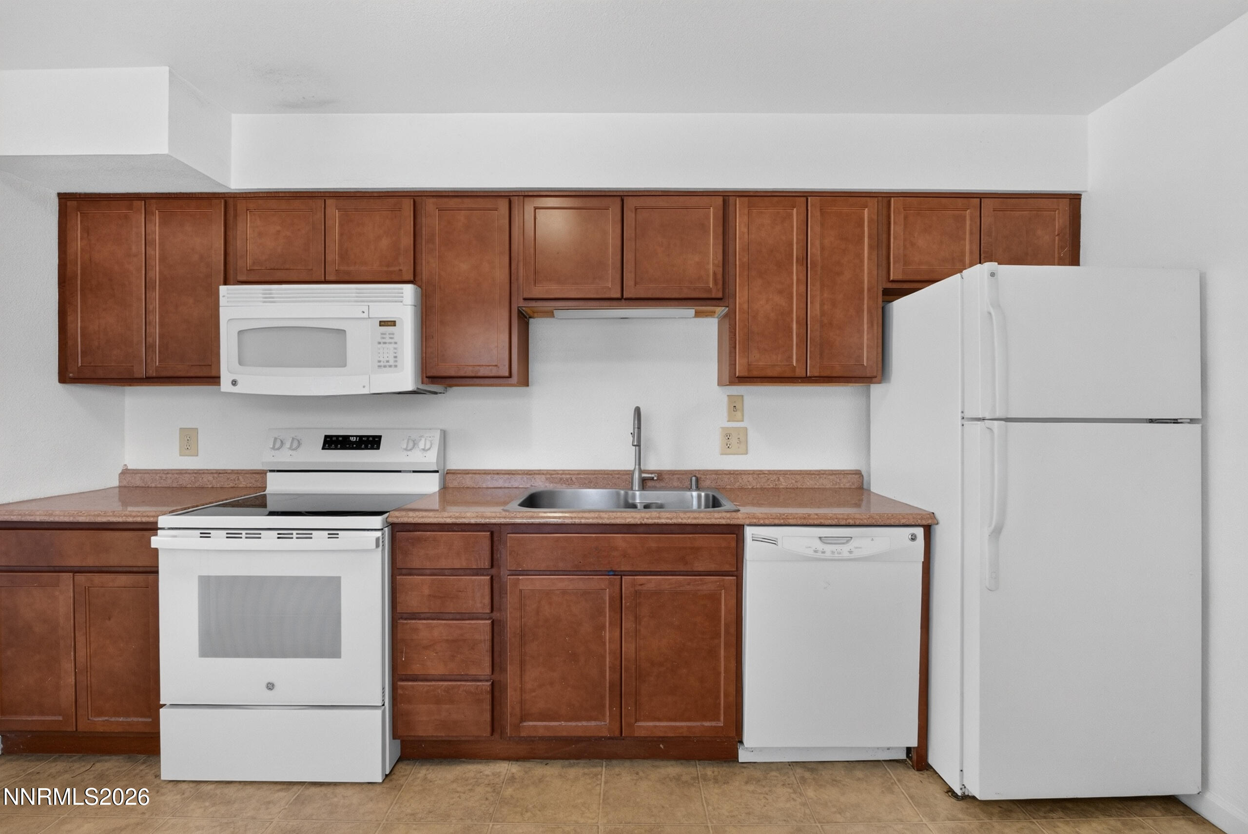 415 West Arroyo Street Reno, NV 89509 - Photo 7 of 15 DSC04585