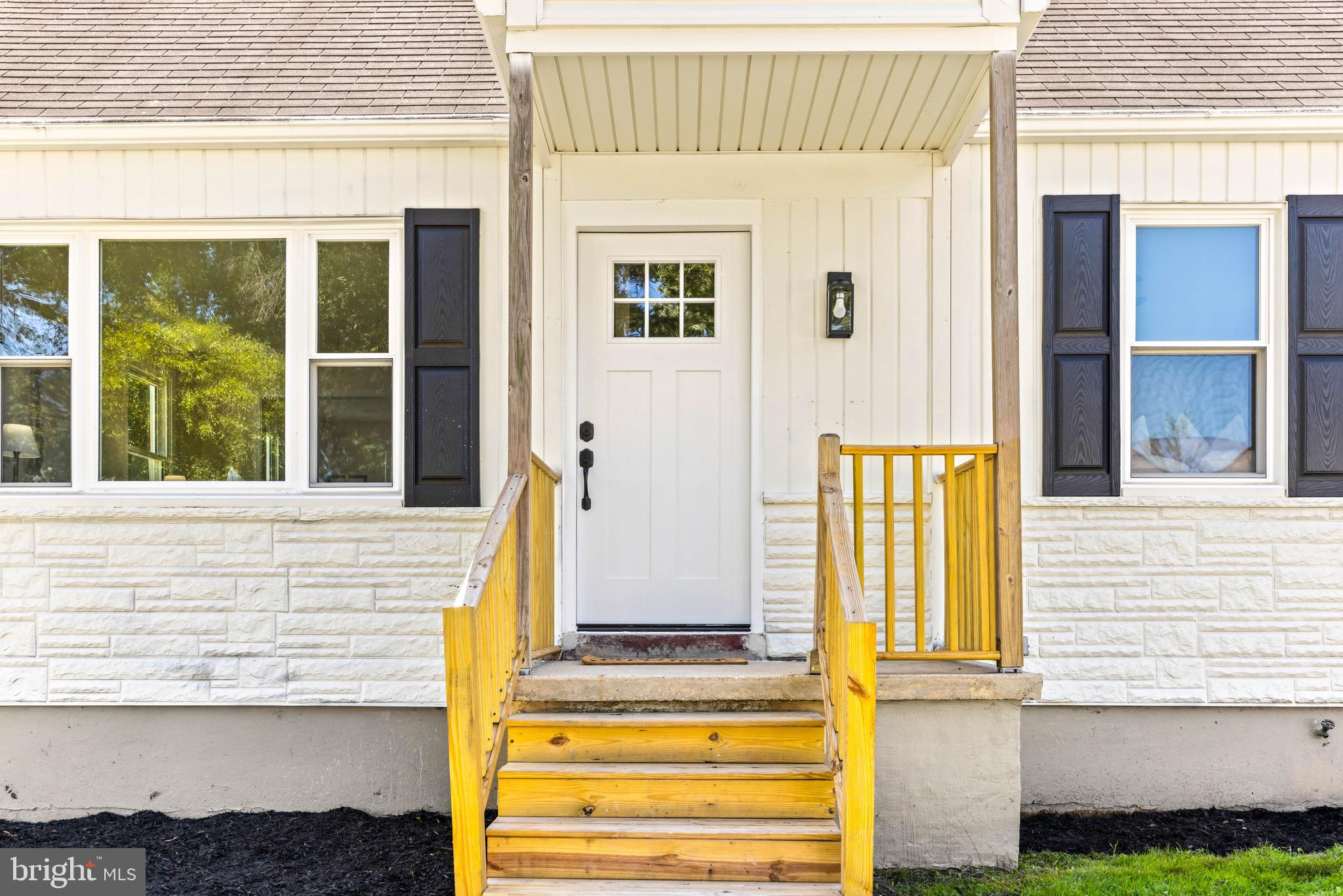 7405 Digby Road Gwynn Oak, MD 21207 - Photo 33 of 33 Front porch