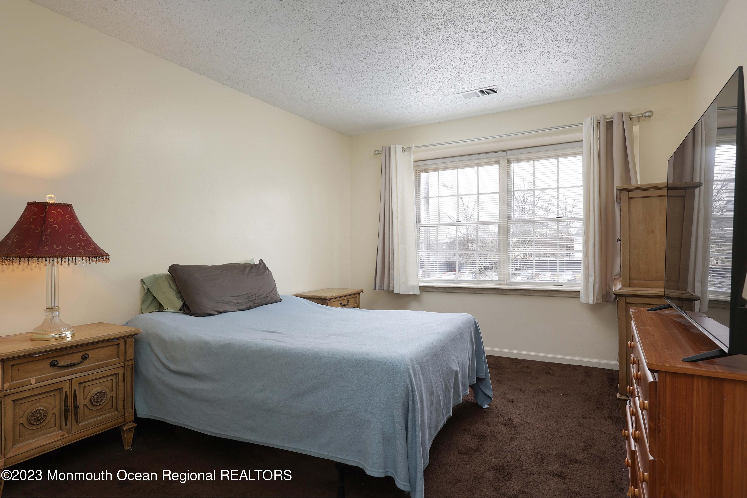 1026 Edpas Road, Unit 1026 New Brunswick, NJ 08901 - Photo 14 of 20 758A8884
