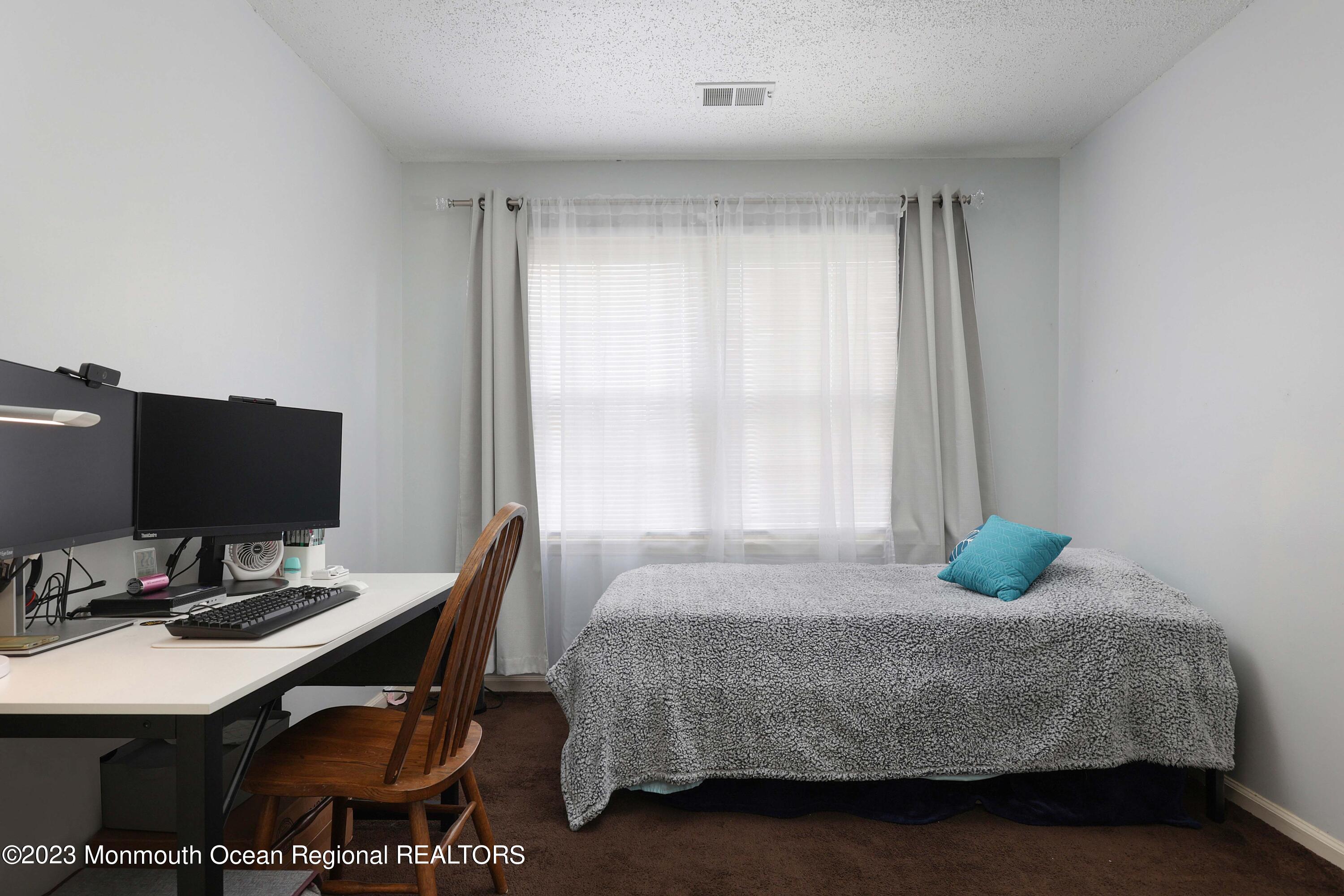 1026 Edpas Road, Unit 1026 New Brunswick, NJ 08901 - Photo 16 of 20 758A8878