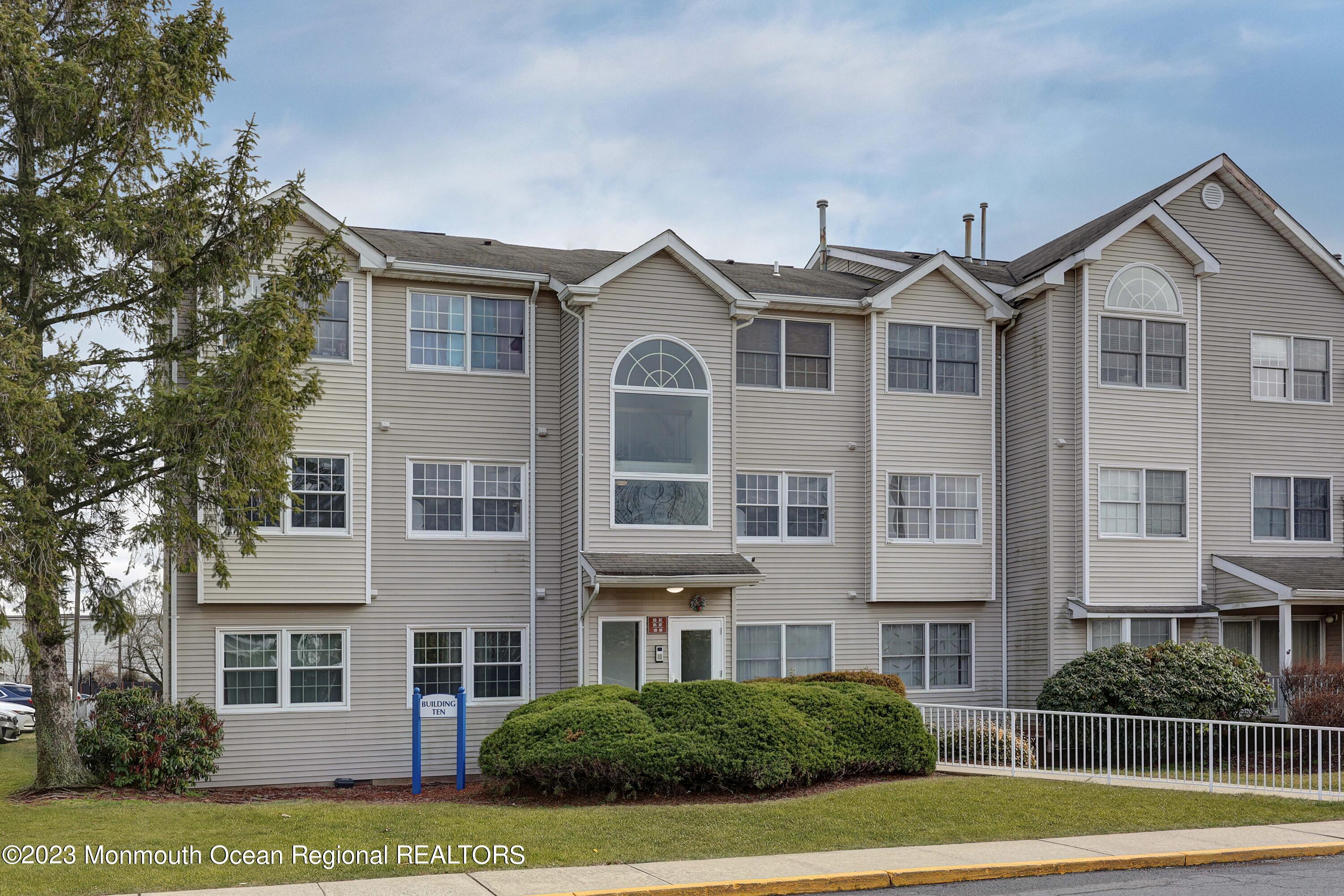 1026 Edpas Road, Unit 1026 New Brunswick, NJ 08901 - Photo 20 of 20 758A8913_4_5_6_7