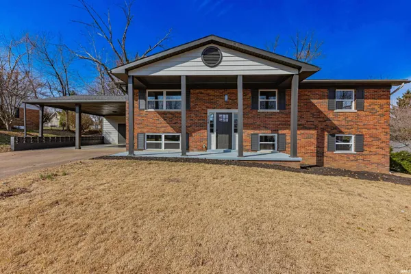 $345,000 | 714 Cypress Street, Newburgh, IN 47630