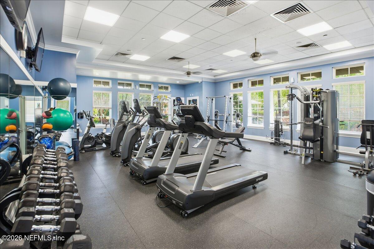 212 North Arabella Way St. Johns, FL 32259 - Photo 83 of 83 a view of a room with gym equipment
