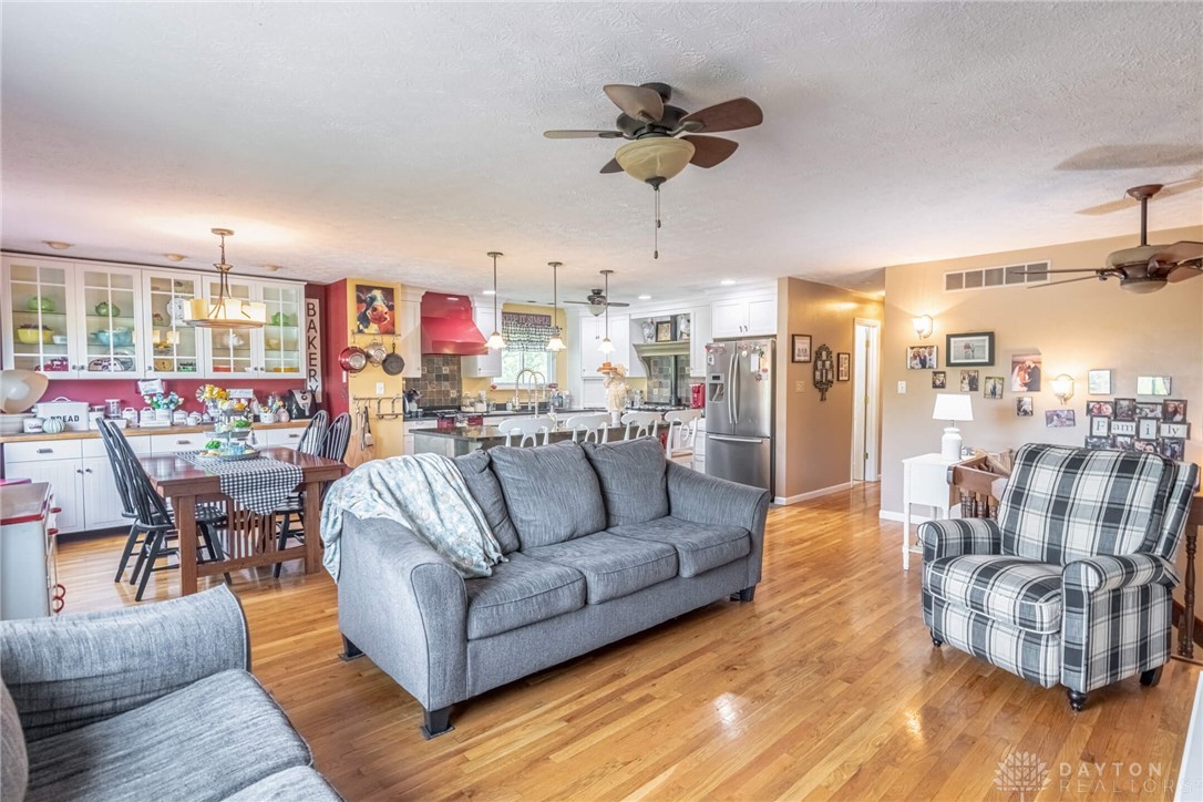 1636 Kirby Road Lebanon, OH 45036 - Photo 5 of 66 Gallery Image 5